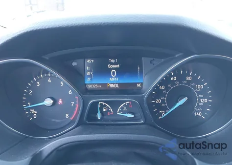 2015 Ford Focus Se z USA, uszkodzony, nr VIN 1FADP3K20FL385456